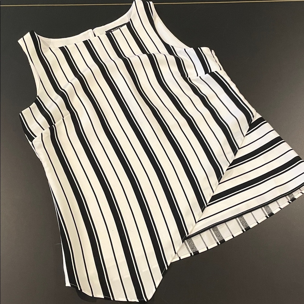 White House Black Market Striped Sleeveless Top